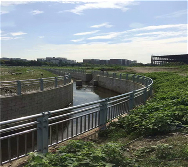 济南不锈钢复合管河道景观护栏