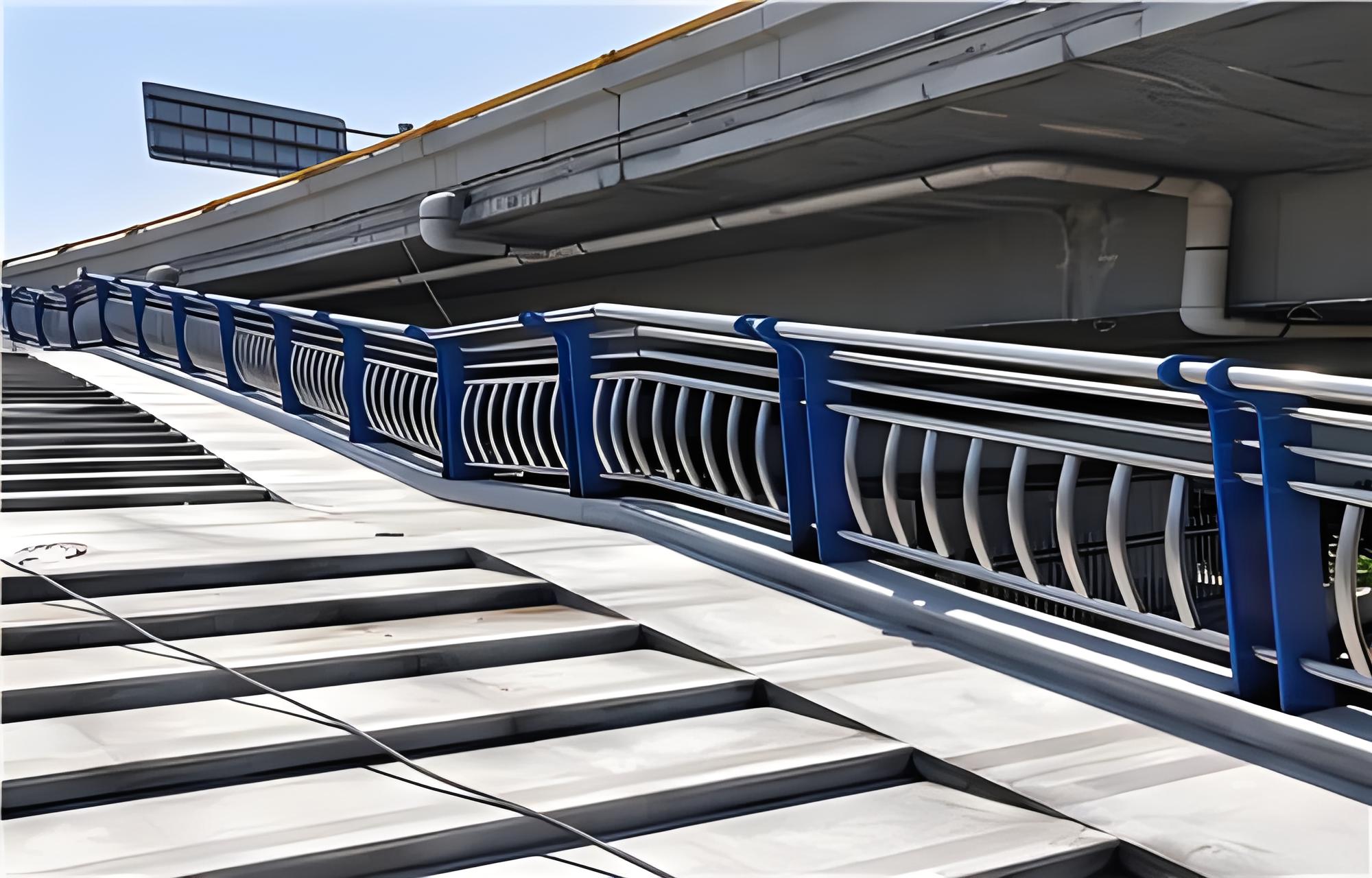 济南不锈钢桥梁护栏维护方案：确保安全，延长使用寿命