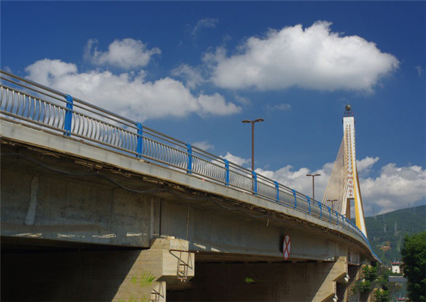 济南不锈钢桥梁护栏常见问题及其解决方案
